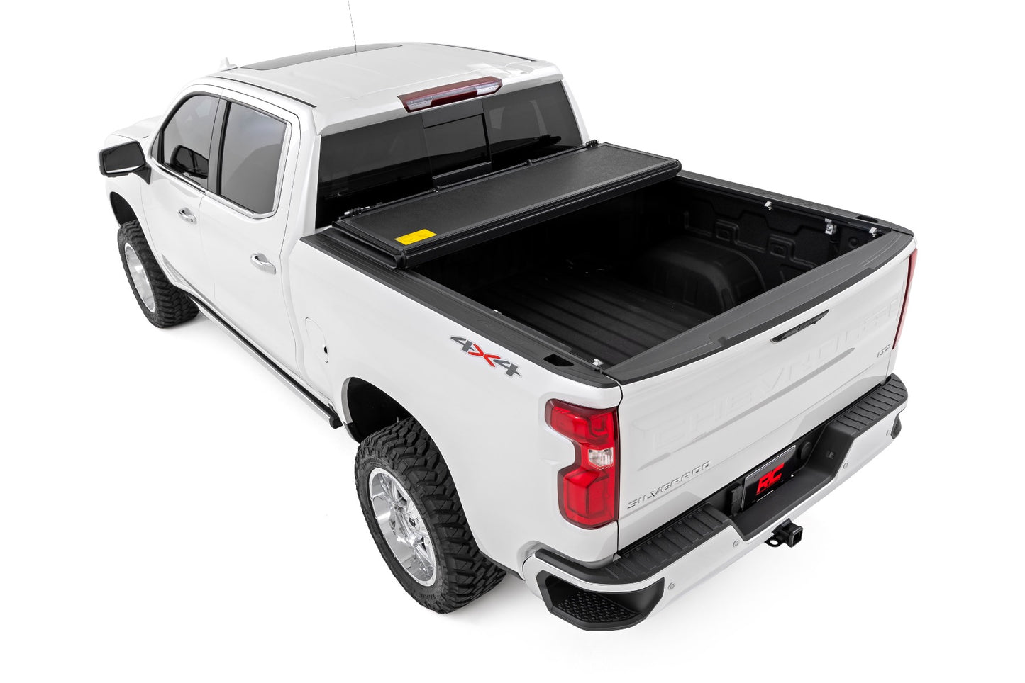 Hard Low Profile Bed Cover | 5'9" Bed | Chevy/GMC 1500 (19-24)