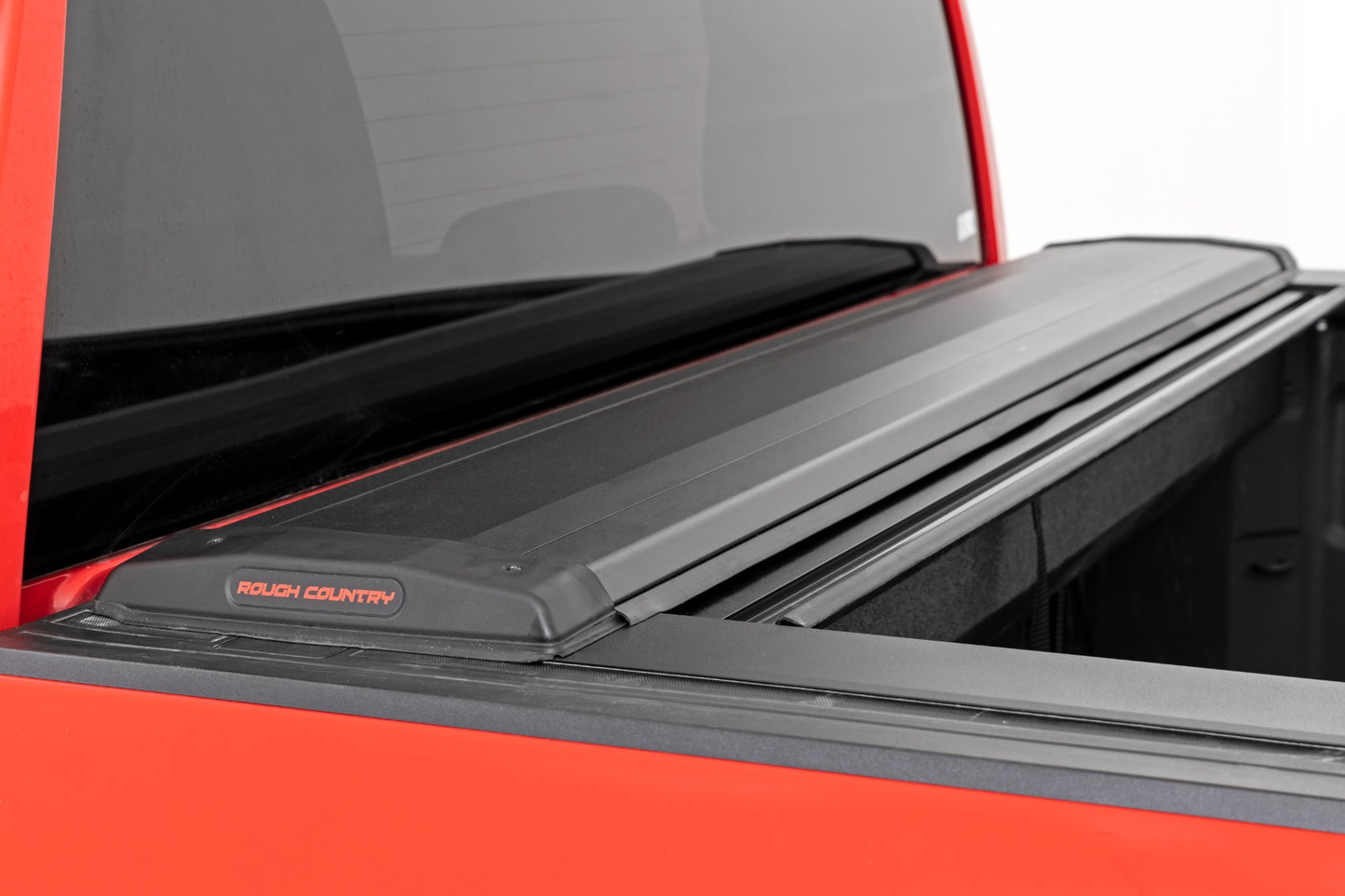 Retractable Bed Cover | 5'10" Bed | Chevy/GMC 1500 (19-24)