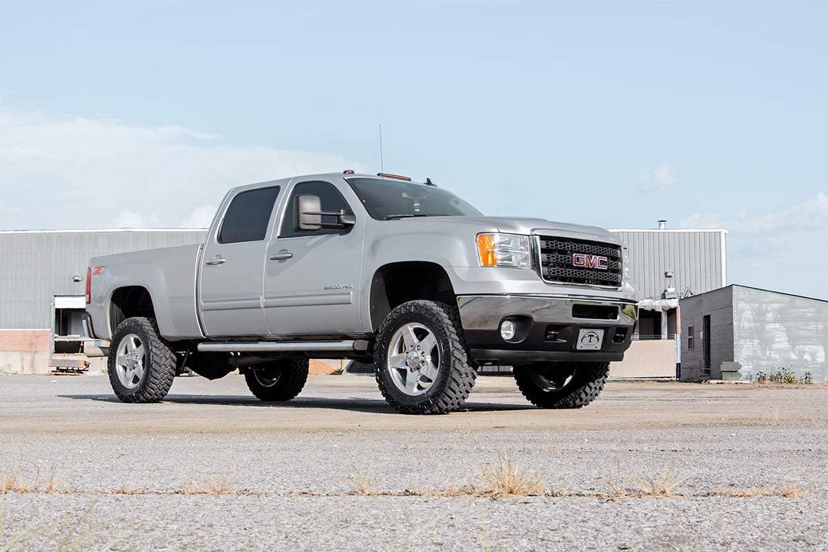 3.5 Inch Lift Kit | Chevy/GMC 2500HD/3500HD 2WD/4WD (11-19)