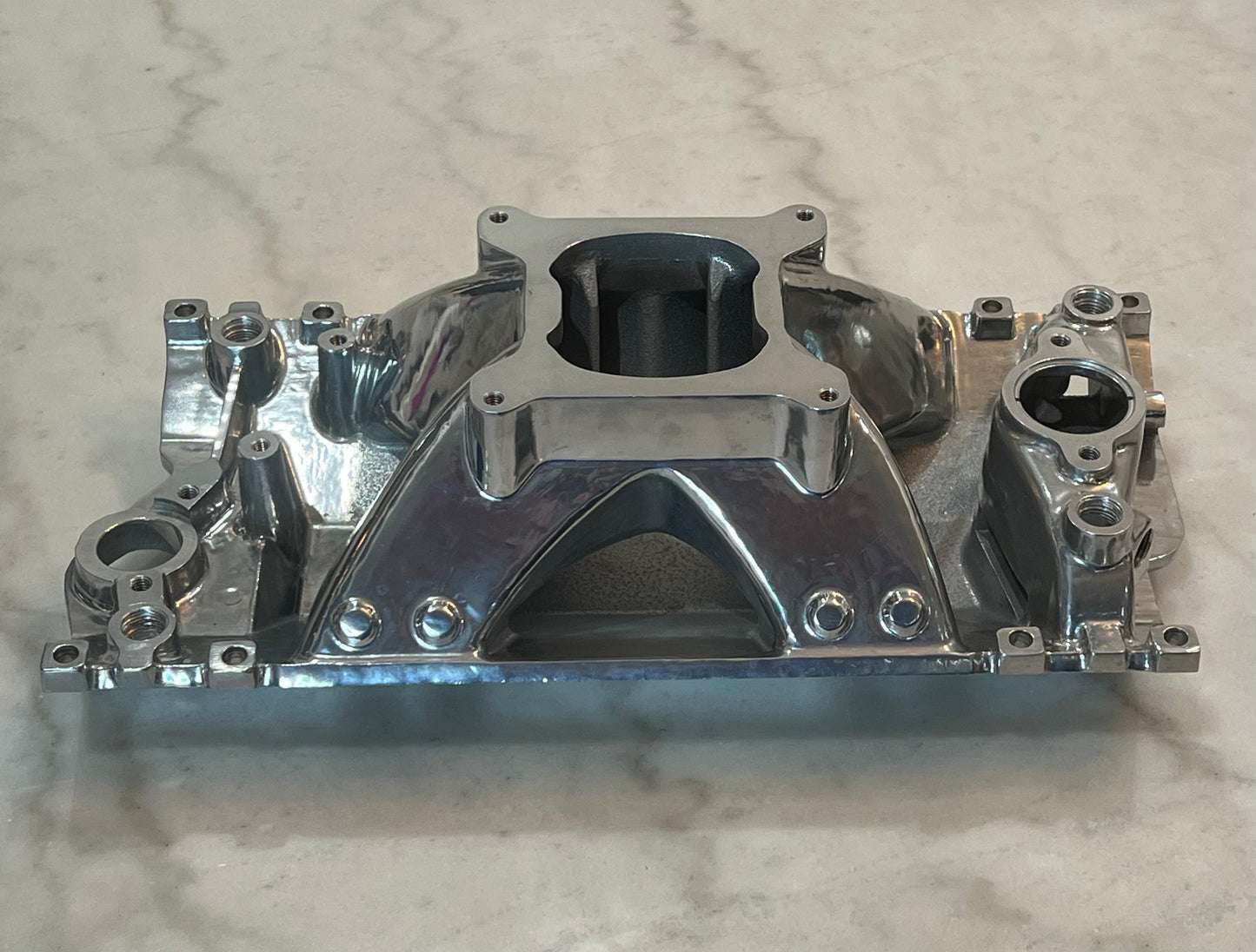 Polished Aluminum Intake Manifold, SBC, Single Plane High Rise for Vortec Heads