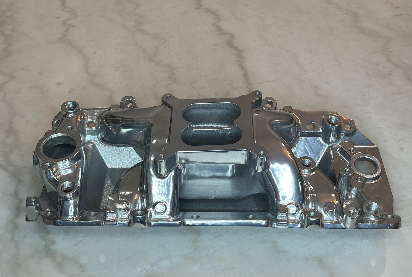 Polished Aluminum Intake Manifold For Big Block Chevy. Dual Plane Air Gap Design, Oval Port