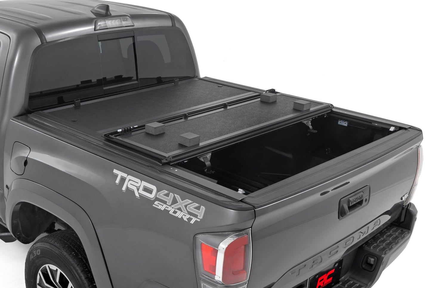 Hard Low Profile Bed Cover | 6' Bed | Toyota Tacoma 2WD/4WD (2016-2023)