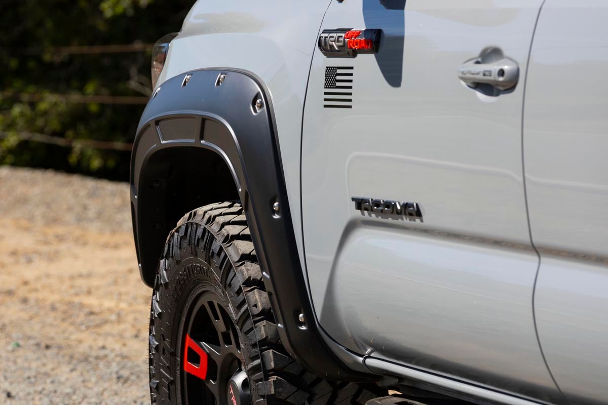 Fender Flares | Defender | Toyota Tacoma 2WD/4WD (2016-2023)