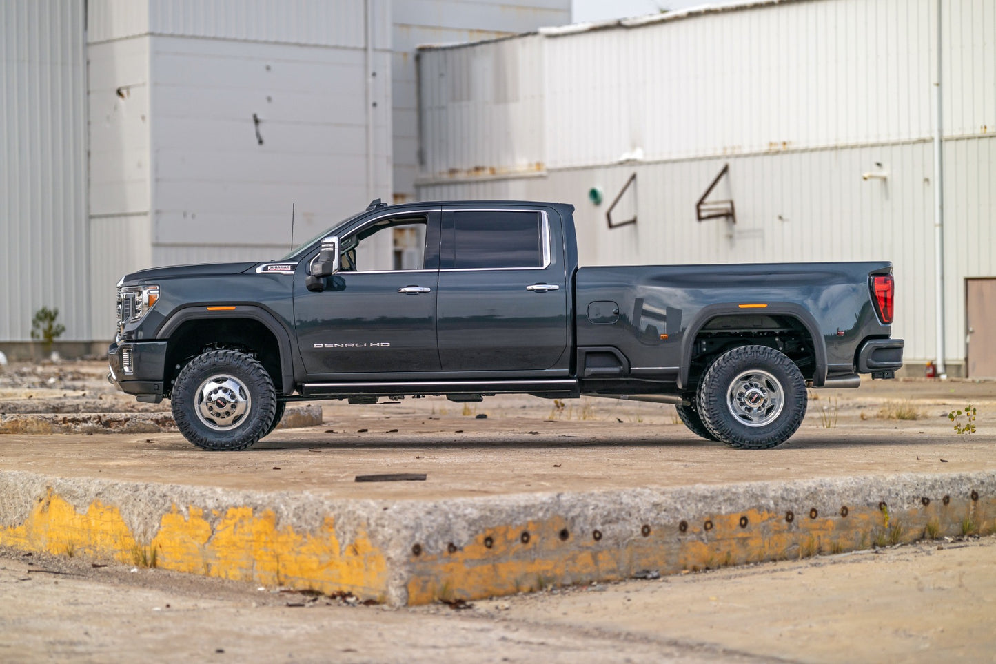 3 Inch Lift Kit | UCAs | V2 | Chevy/GMC Sierra 3500 HD/Silverado 3500 HD (20-24)