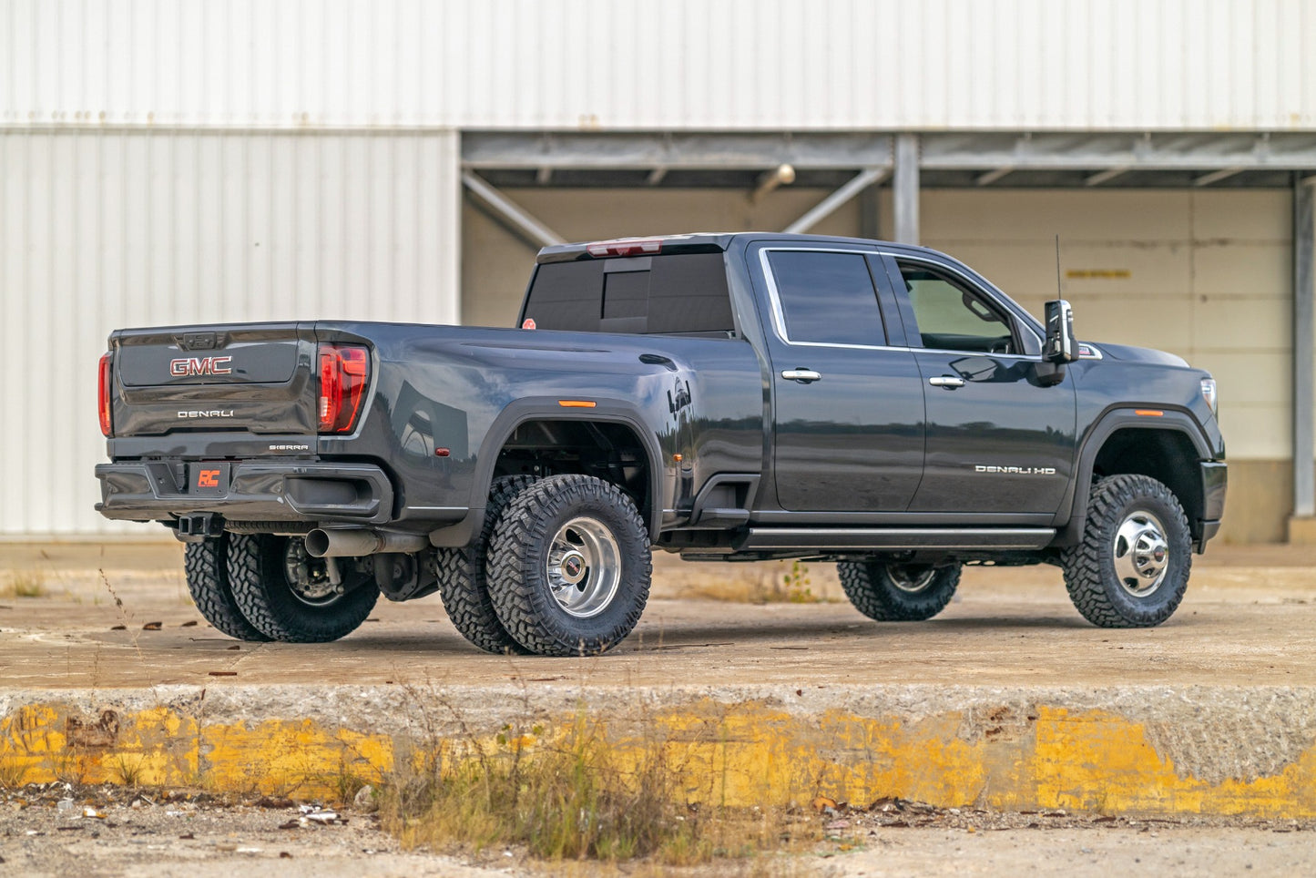 3 Inch Lift Kit | UCAs | M1 | Chevy/GMC Sierra 3500 HD/Silverado 3500 HD (20-24)