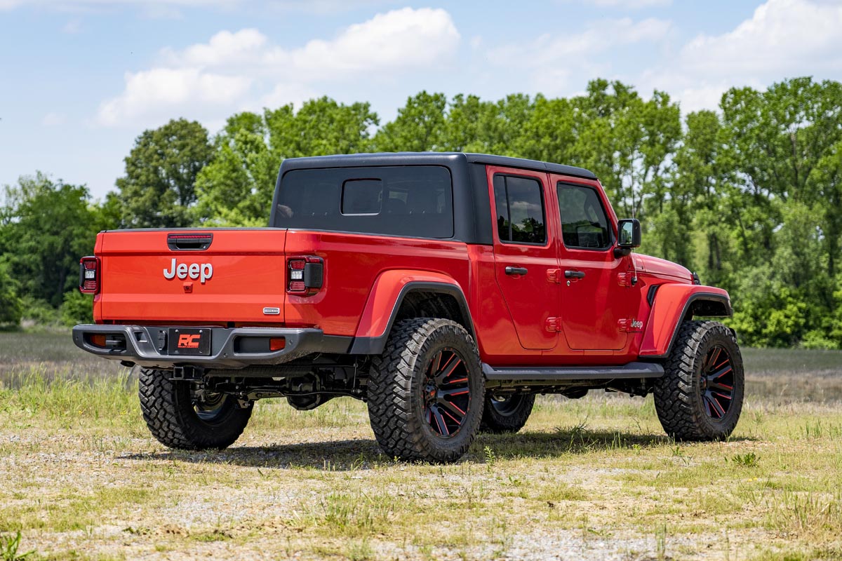 2.5 Inch Leveling Kit | Spacers | M1 | Jeep Gladiator JT 4WD (2020-2023)