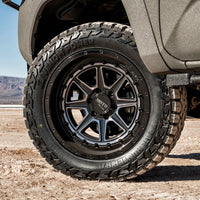 285/55R20 Venom Terra Hunter R/T