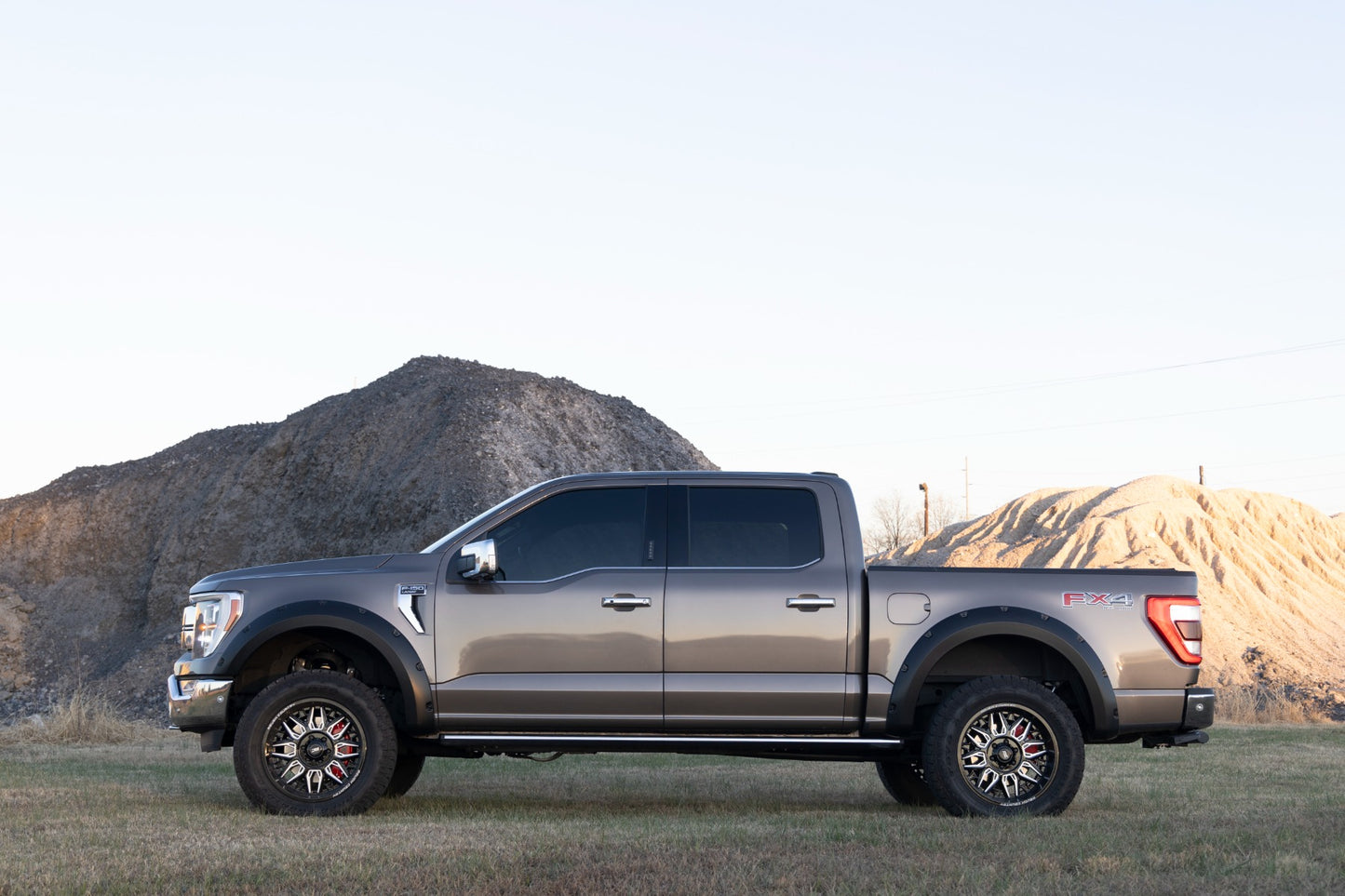 Pocket Fender Flares | Gloss Black | Ford F-150 2WD/4WD (2021-2024)