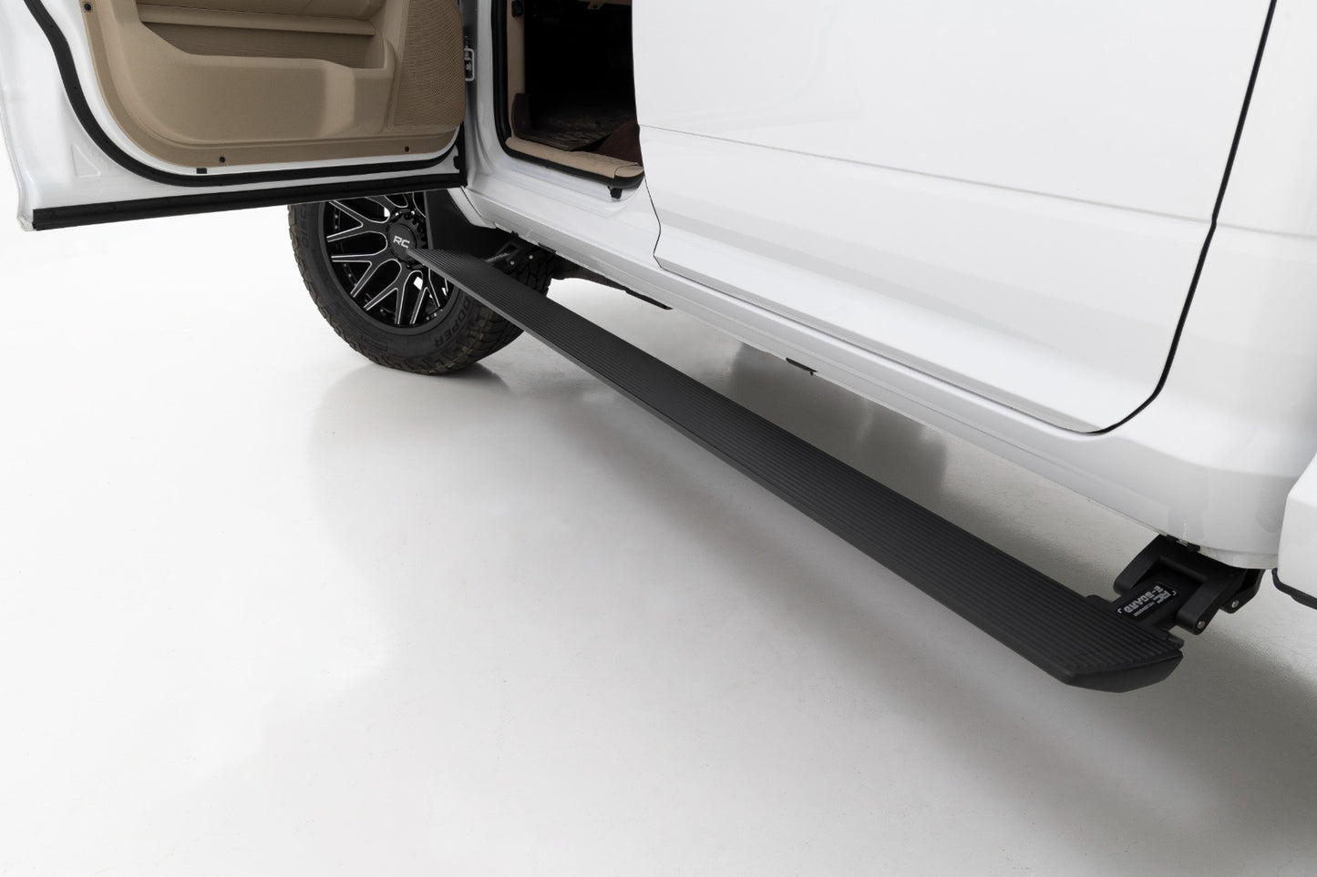 Power Running Boards | Dual Electric Motor | Crew Cab | Ram 2500/3500 (10-24)