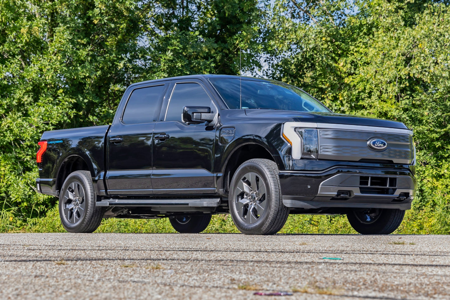 3/4 Inch Front Leveling Kit | Lowers Rear 1-┬╜ΓÇ¥  | Ford F-150 Lightning 4WD (2022-2024)