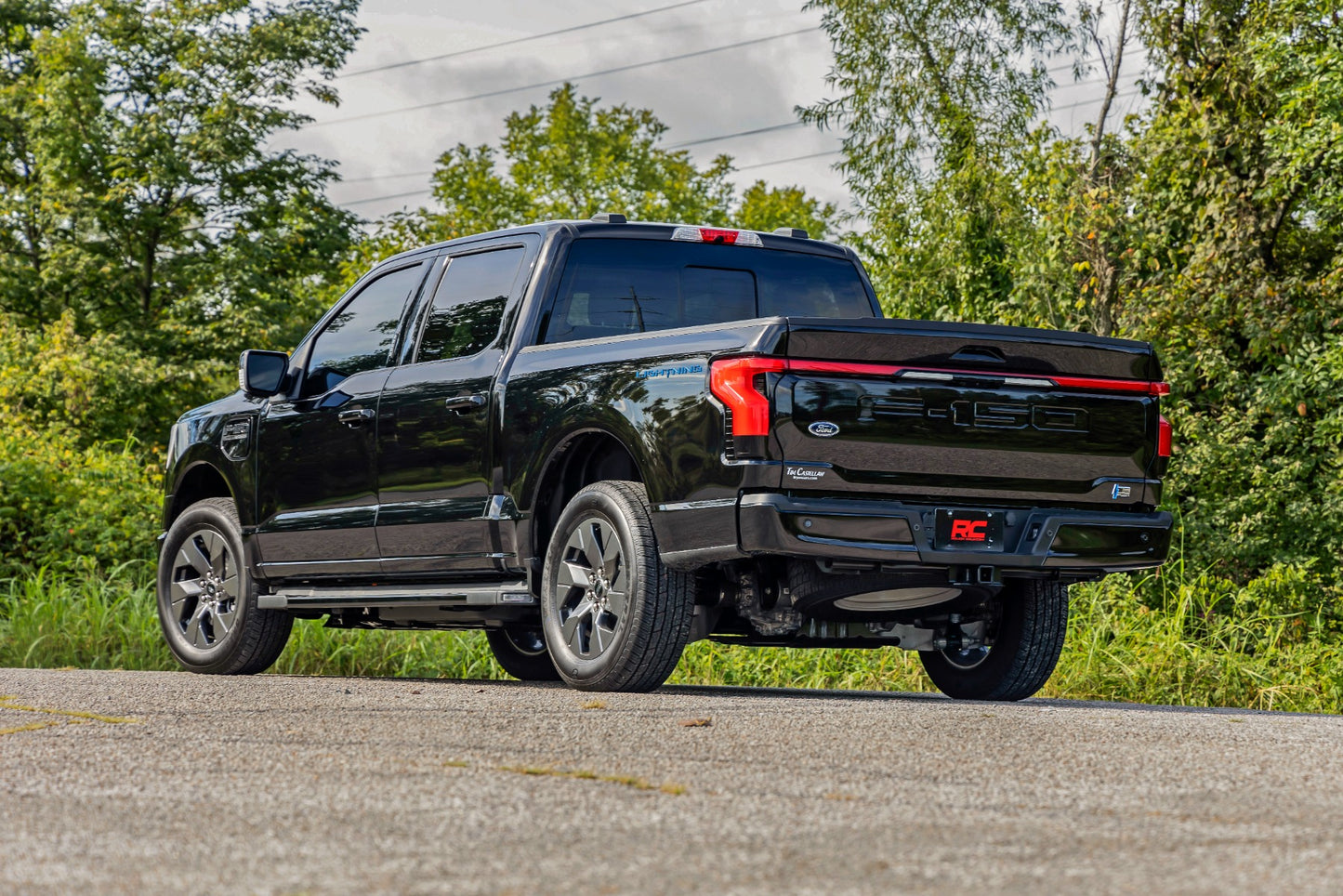 3/4 Inch Front Leveling Kit | Lowers Rear 1-┬╜ΓÇ¥  | Ford F-150 Lightning 4WD (2022-2024)