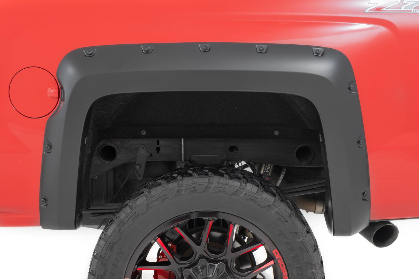 Pocket Fender Flares | 5'9" Bed | Gas Door | Chevy Silverado 1500 (14-18 & Classic)