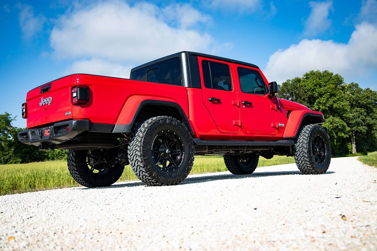 3.5 Inch Lift Kit | Springs | M1 | Jeep Gladiator JT 4WD (2020-2024)