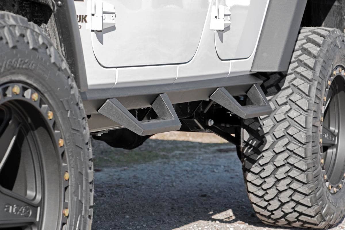 Contoured Drop Steps | 4 Door | Jeep Wrangler Unlimited 2WD/4WD (2007-2018)