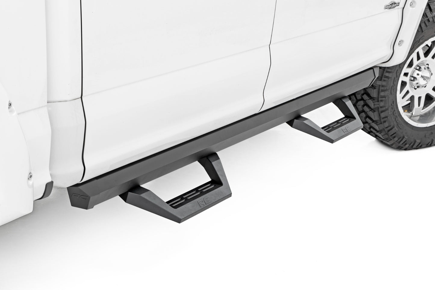 SRX2 Adj Aluminum Step | Crew Cab | Ford F-150/Lightning/F-250/F-350/Raptor (15-24)