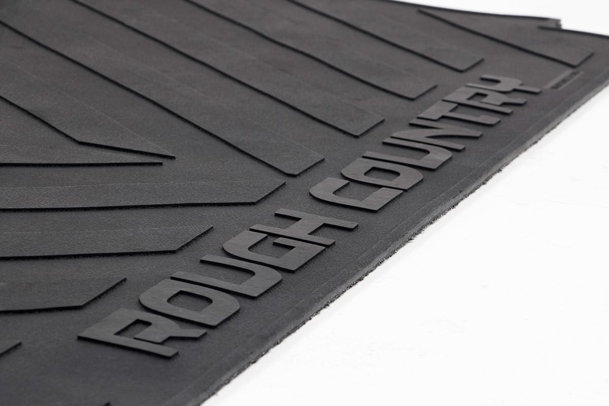 Bed Mat | 5'9" Bed | RC Logo | Chevy/GMC 1500/2500HD/3500HD (07-19 & Classic)